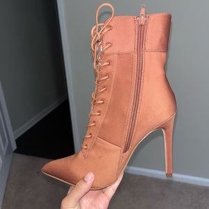 Brand new beautiful burnt orange tie up booties 😍